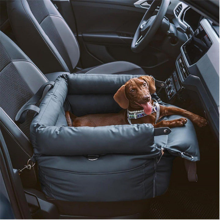 Pet car seat with secure harness Kalsten