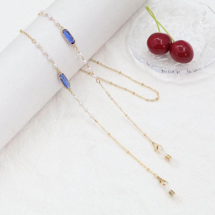 Elegant Eyewear Chain Holder Kalsten
