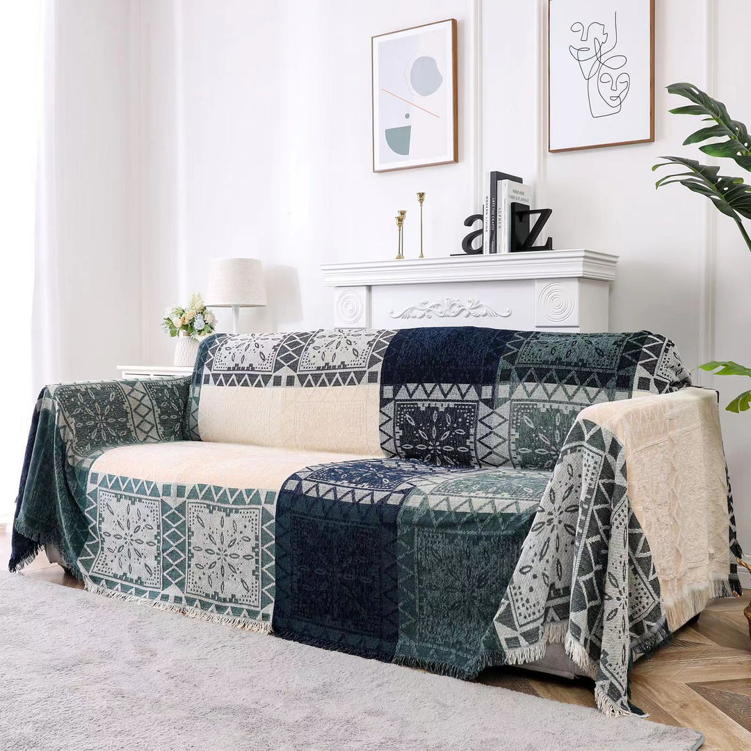 Geometric Patterned Decorative Sofa Cover