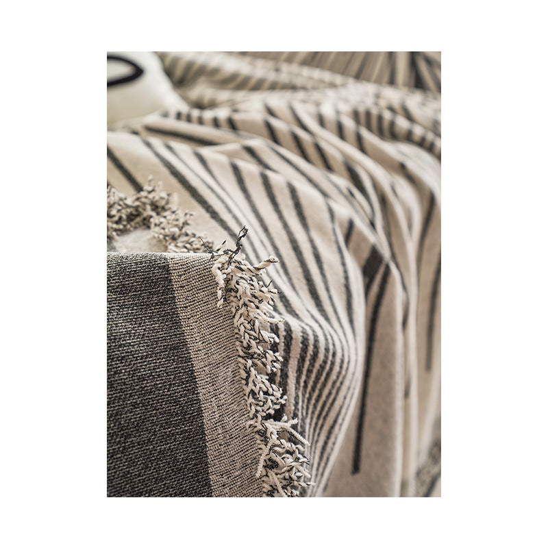 Cozy Decorative Throw Blanket