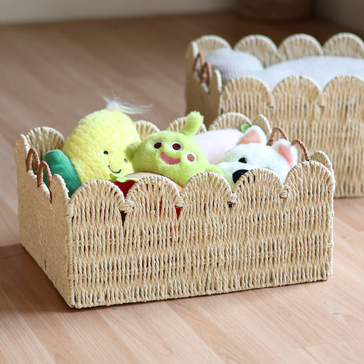 Handcrafted storage basket with wave edge Kalsten