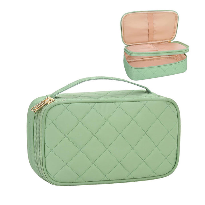 Cosmetic storage bag with elegant quilted pattern Kalsten