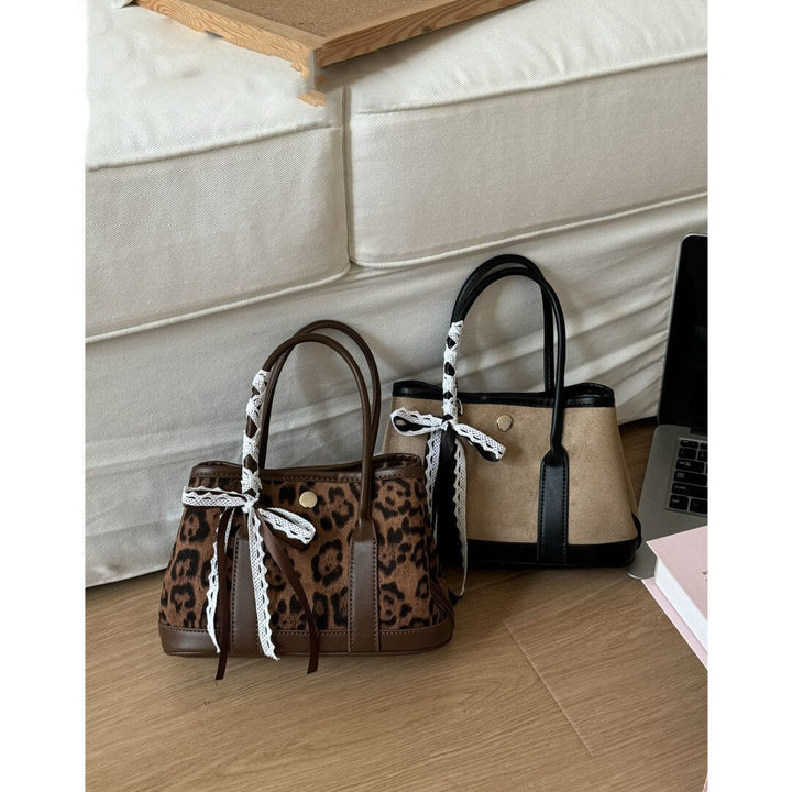 Chic Suede Handbag Kalsten