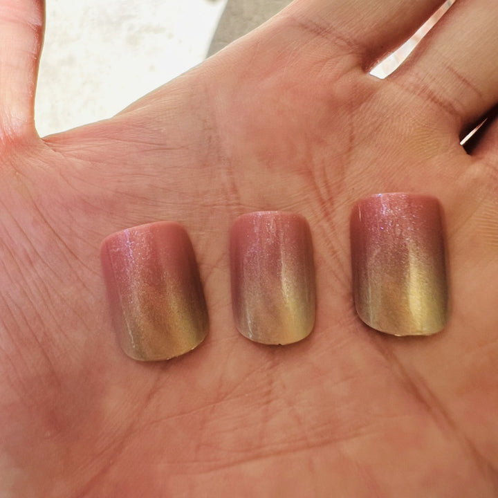 Glamorous artificial nails in elegant gradient Kalsten