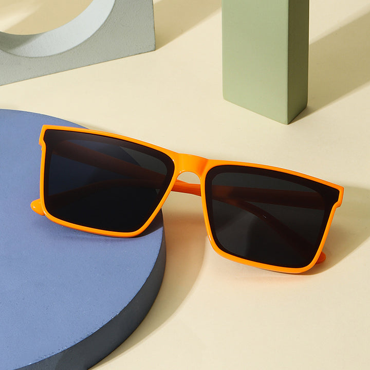 Women's stylish sunglasses made of robust, UV-protected plastic Kalsten