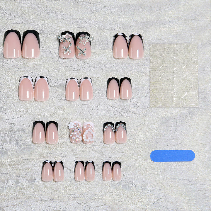 Artificial nail set with detailed 3D beads and glamorous design Kalsten