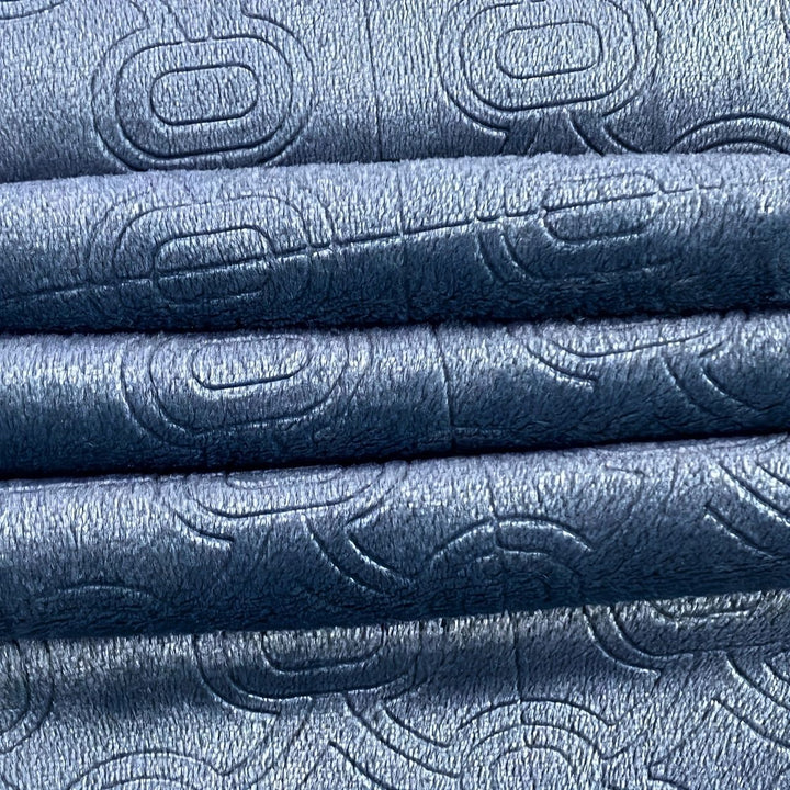 Plush Sherpa-Lined Throw Blanket