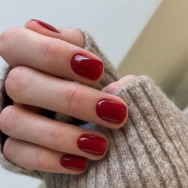 Elegant Nail Art with Gloss Finish Kalsten