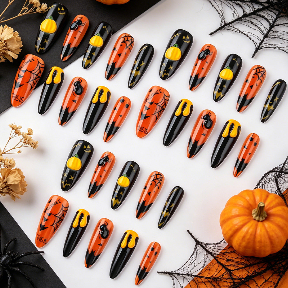 Halloween-Themed Press-On Nails Kalsten