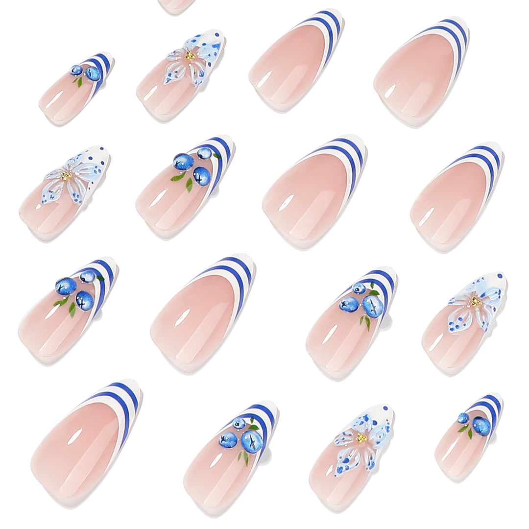 Artful nail design with floral and maritime elements Kalsten
