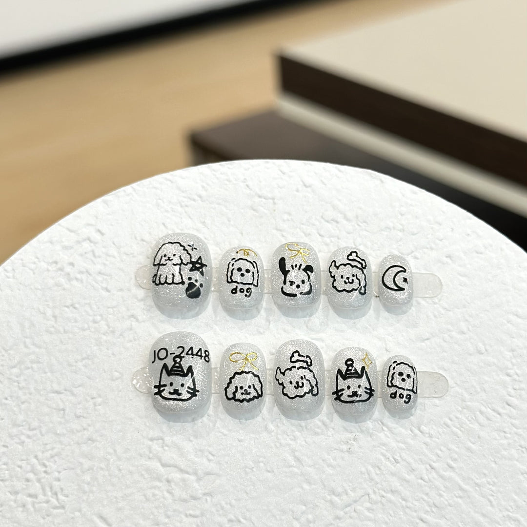 Whimsical Animal-Themed Press-On Nail Art Set