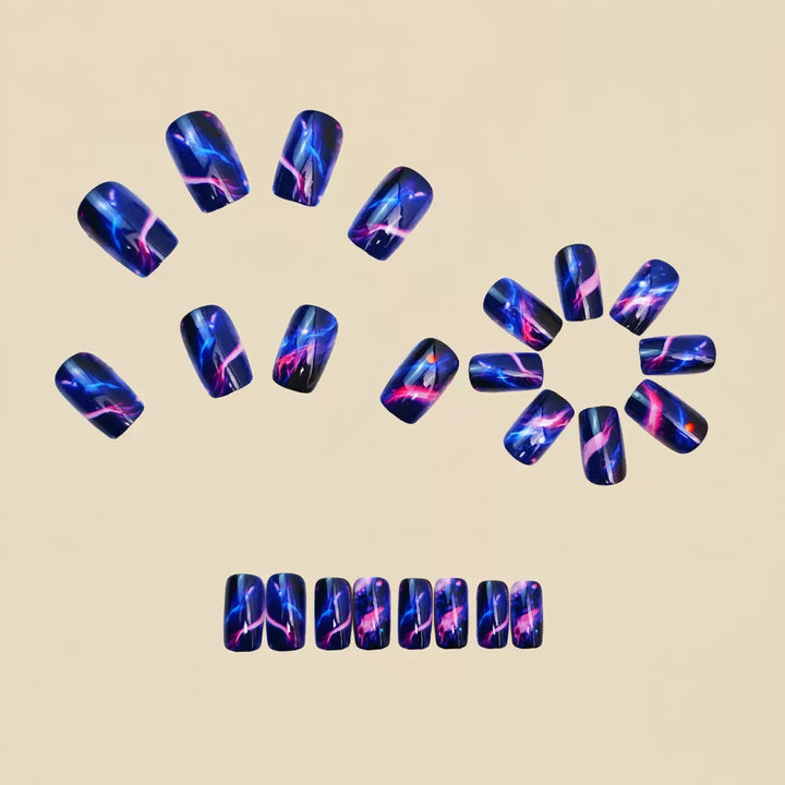 Nail art set with galactic design Kalsten