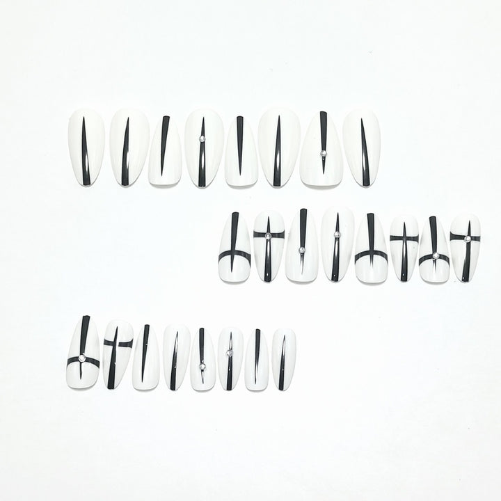 Artificial nails with elegant geometric design Kalsten