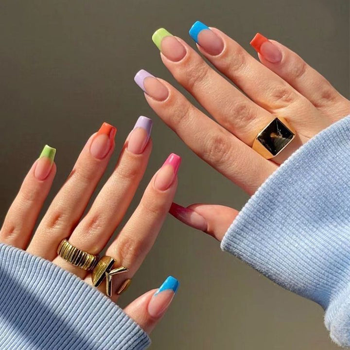 Stylish Press-On Nail Set with Shimmering Finish Kalsten