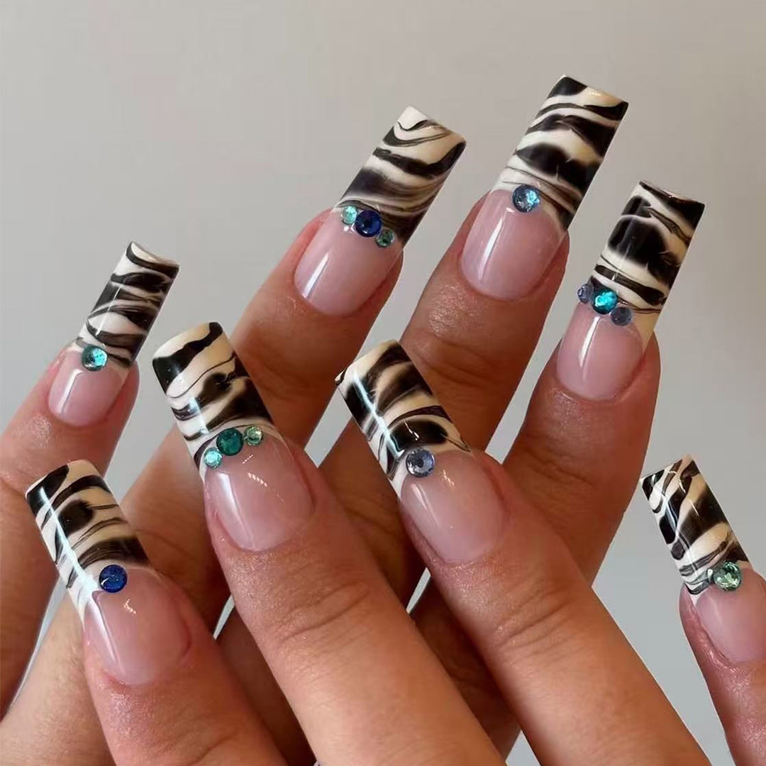 Glamorous Artful Press-On Nail Design