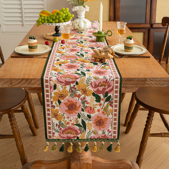 Decorative Geometric Pattern Table Runner