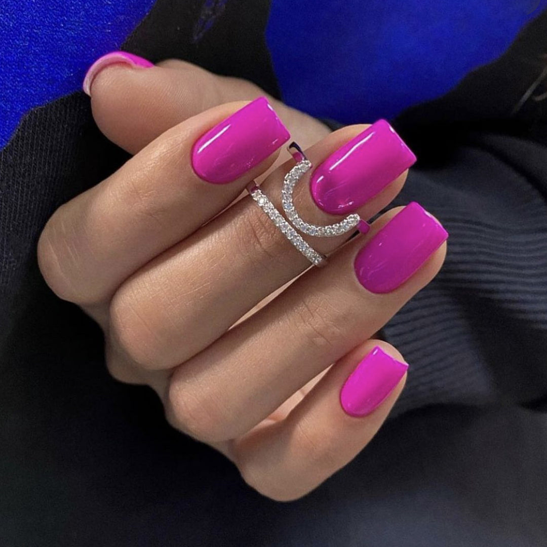 Glossy Gel Nail Extensions Kalsten
