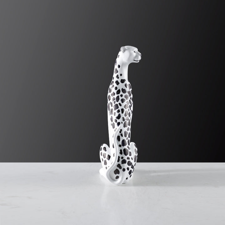 Elegant Decorative Cat Sculpture