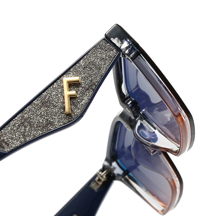 Women's square sunglasses with matte frame and fashionable accents Kalsten