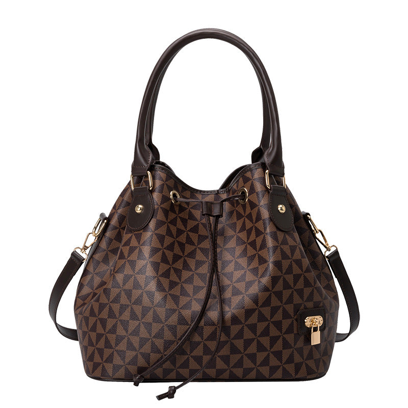 Elegant Geometric Patterned Bucket Bag