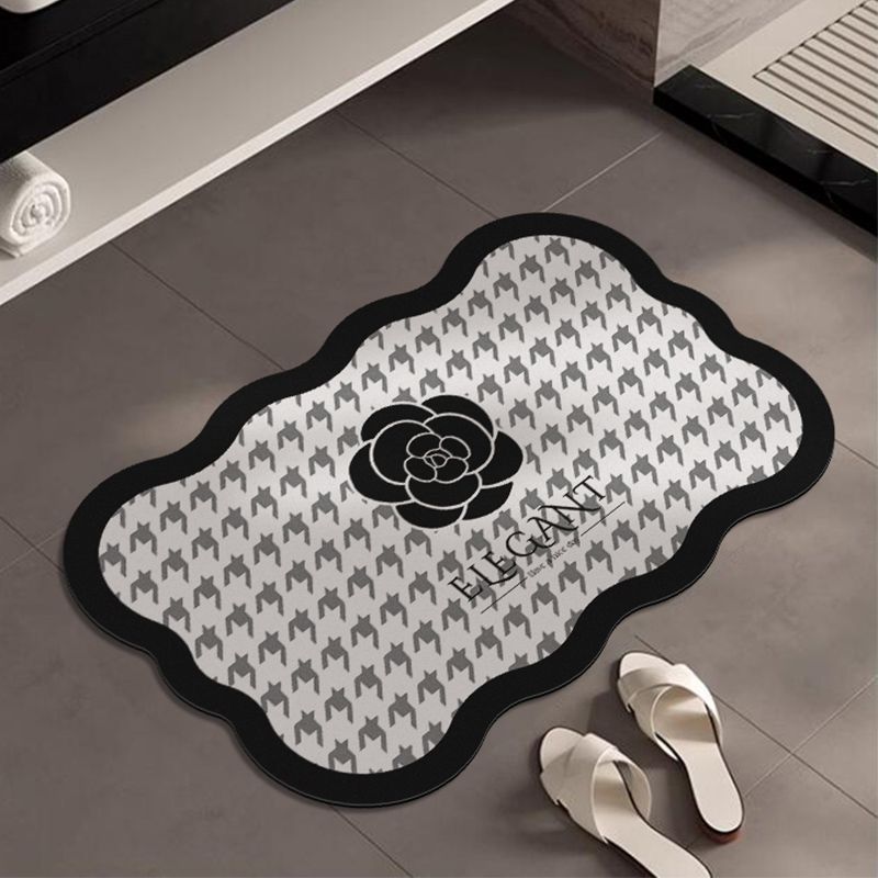 Elegant Floral Accent Bath Mat