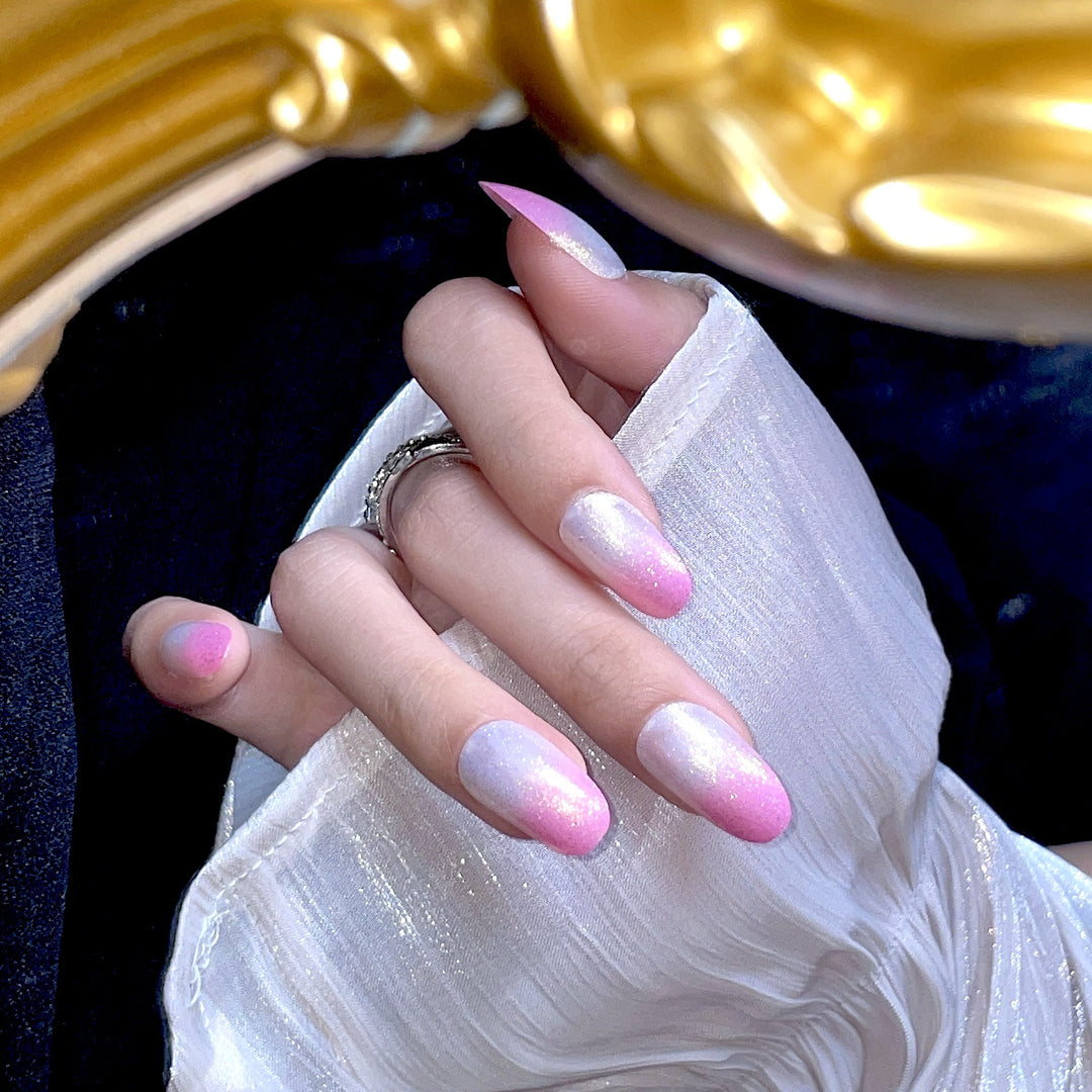 Artificial nails with glitter gradient and ombre effect Kalsten
