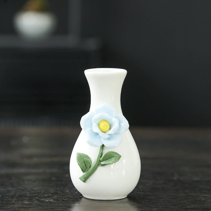 Elegant Floral Themed Ceramic Vase Kalsten
