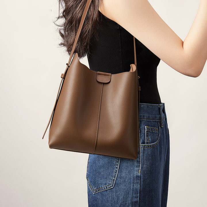 Elegant Structured Shoulder Bag Kalsten