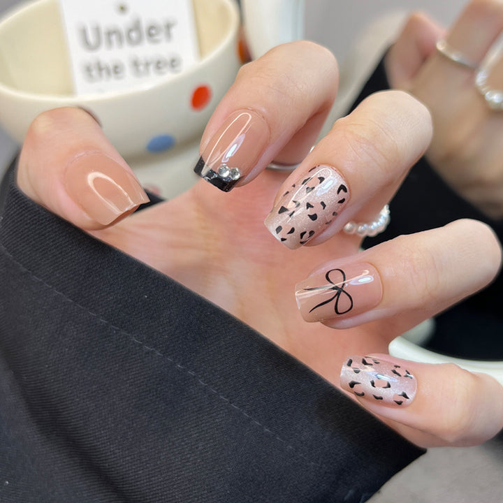 Glamorous Press-On Nail Set with Decorative Gemstone Accents Kalsten