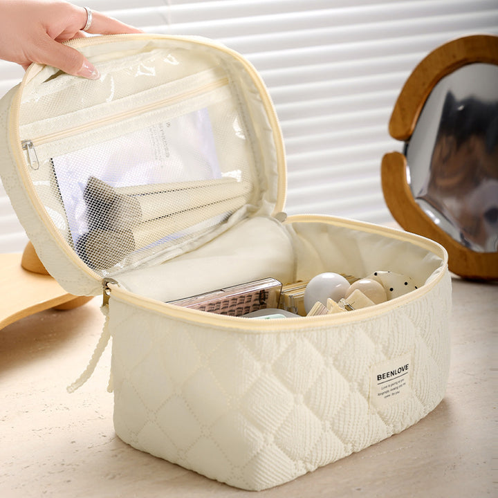 Quilted Multi-Compartment Makeup Organizer Kalsten
