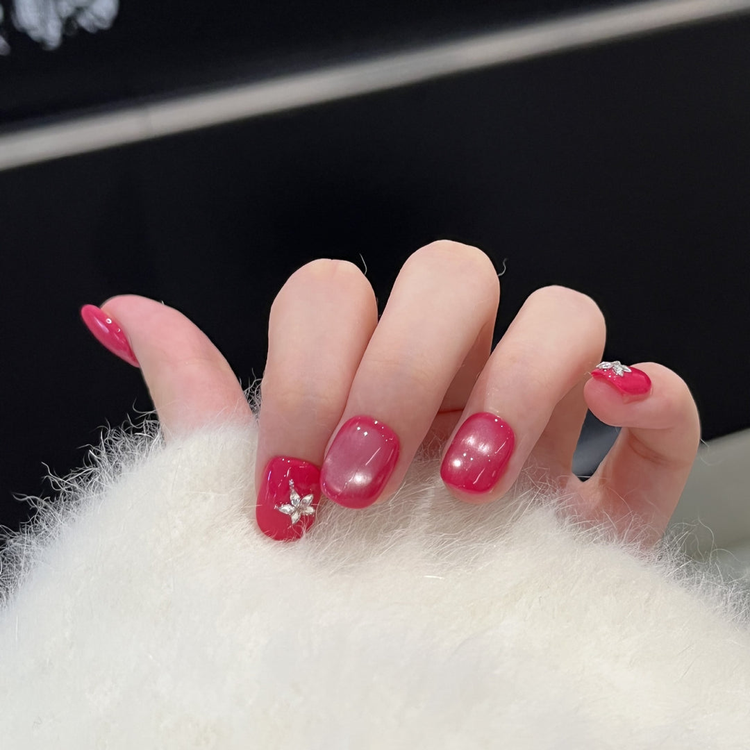 Glamorous Star-Accent Nail Tips Kalsten