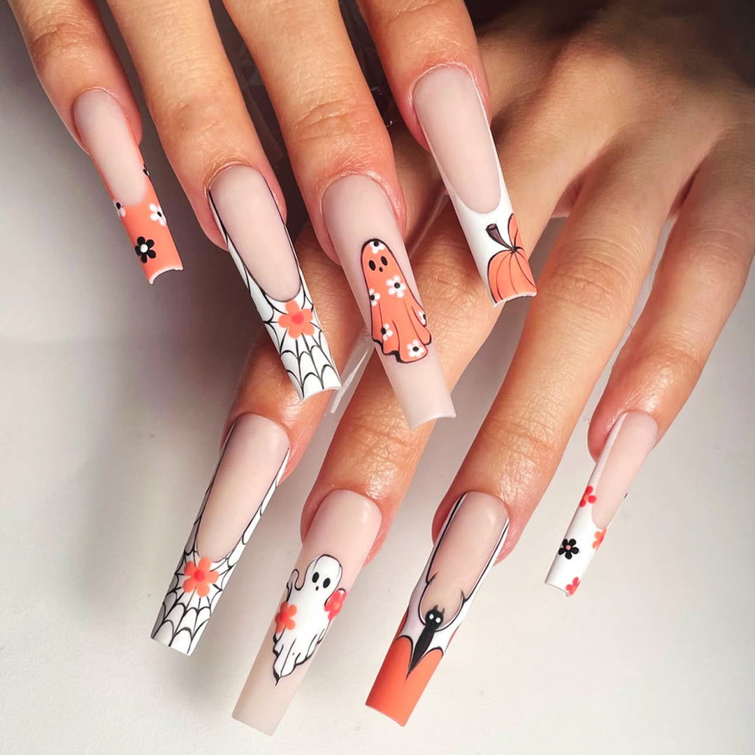 Halloween-Themed Press-On Nails Kalsten