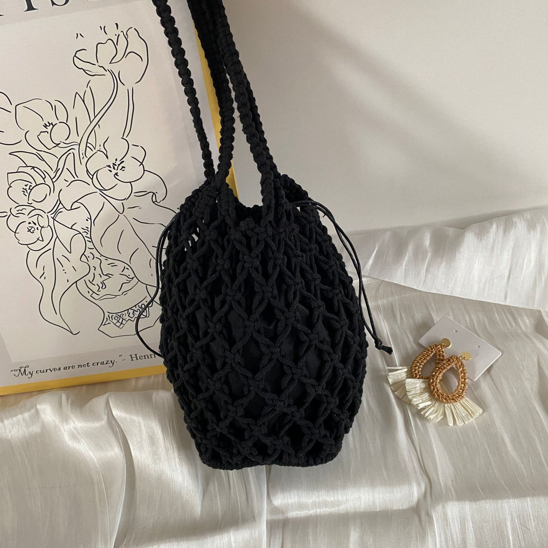 Hand-knotted tote bag with unusual mesh design Kalsten