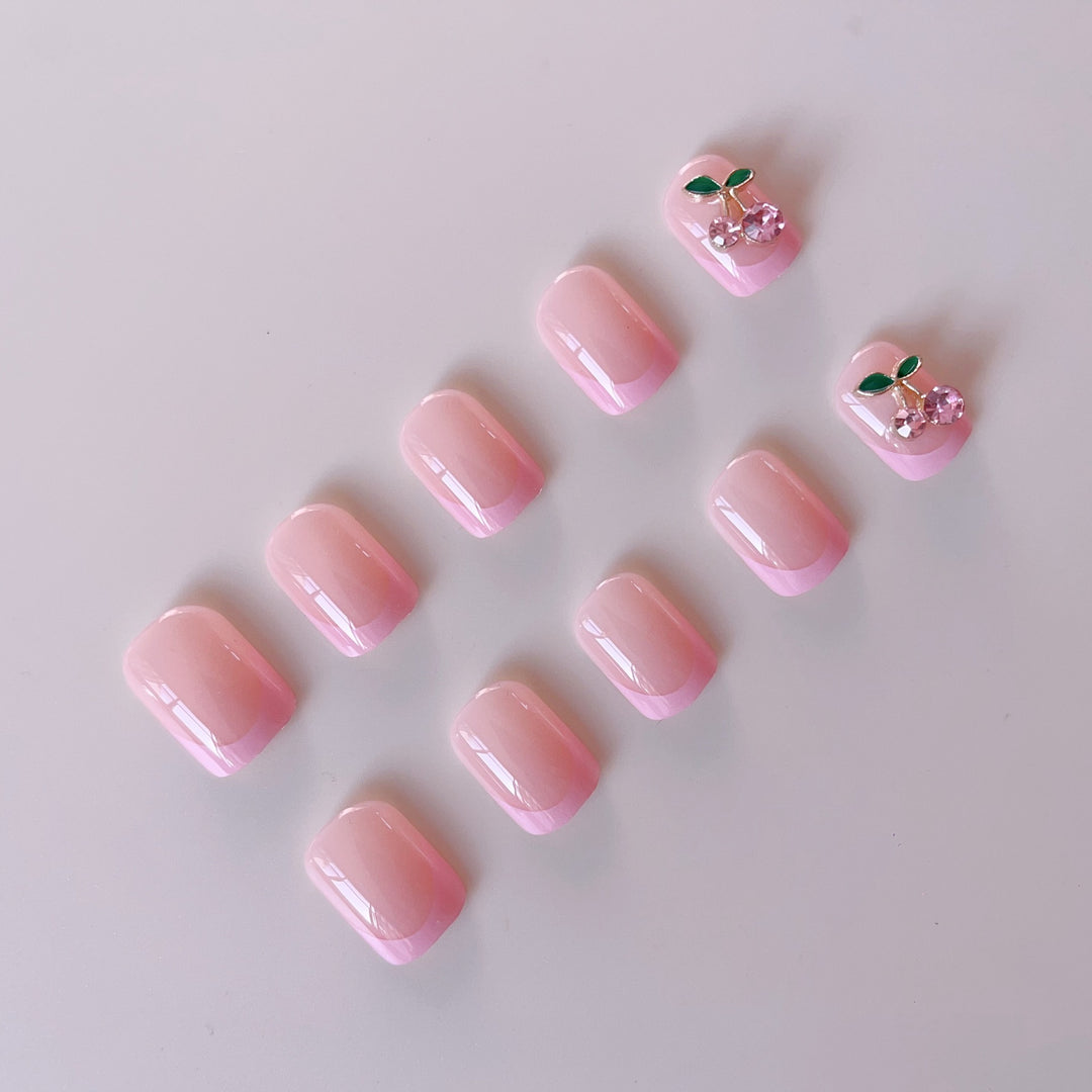 Artificial nail set with unique floral accents Kalsten