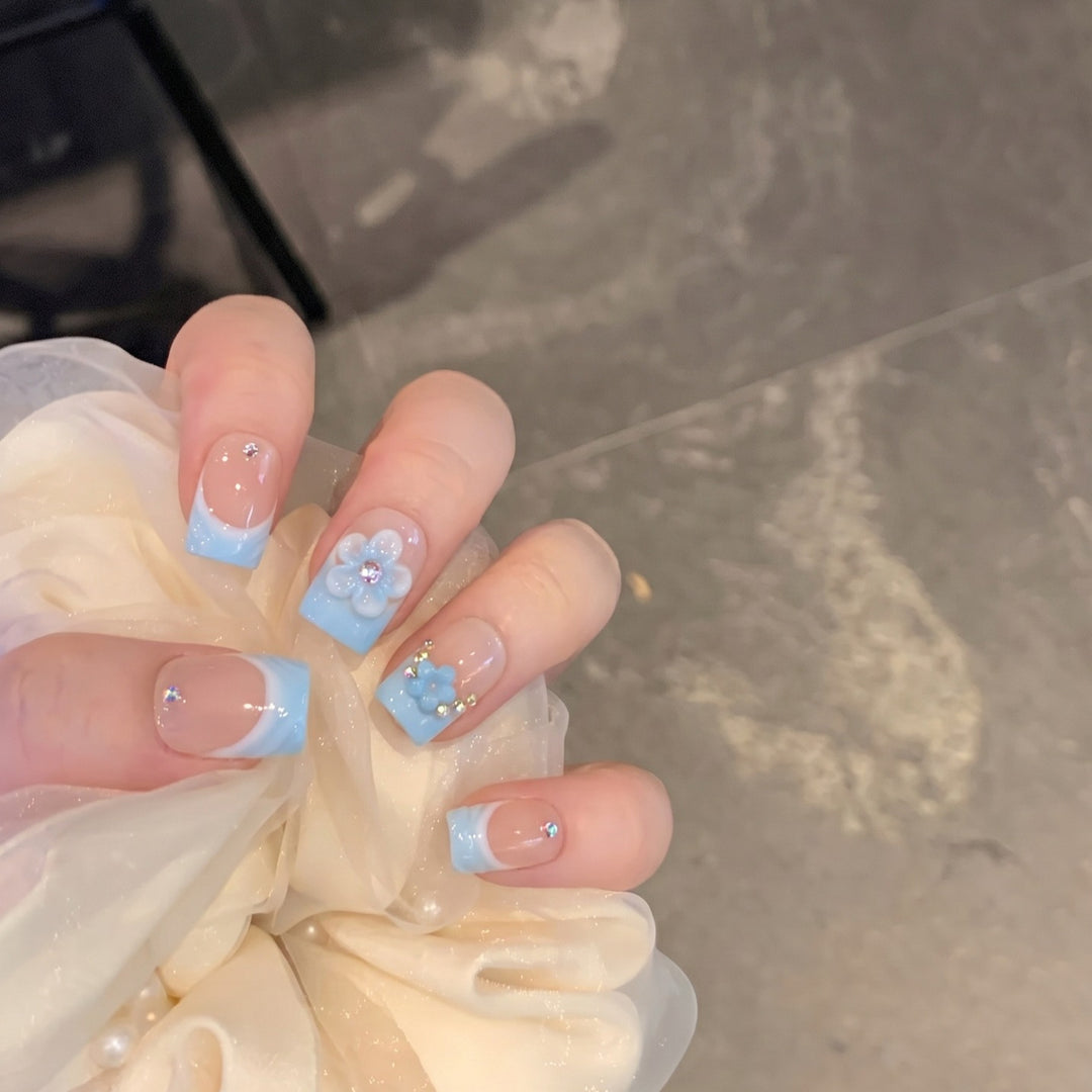 Floral Fantasy Press-On Nail Art Set Kalsten