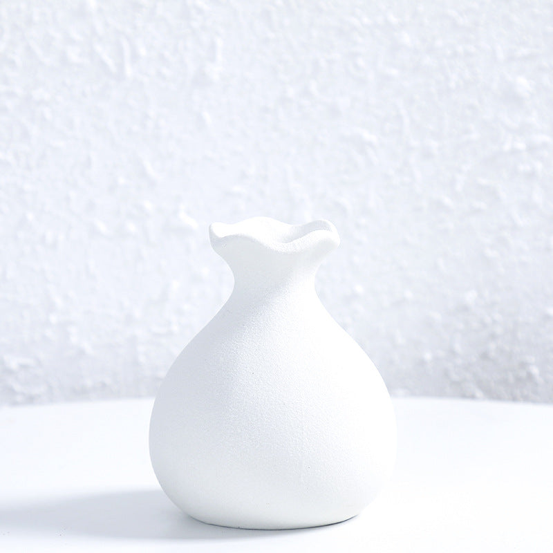 Unique Curved Ceramic Flower Vase Kalsten