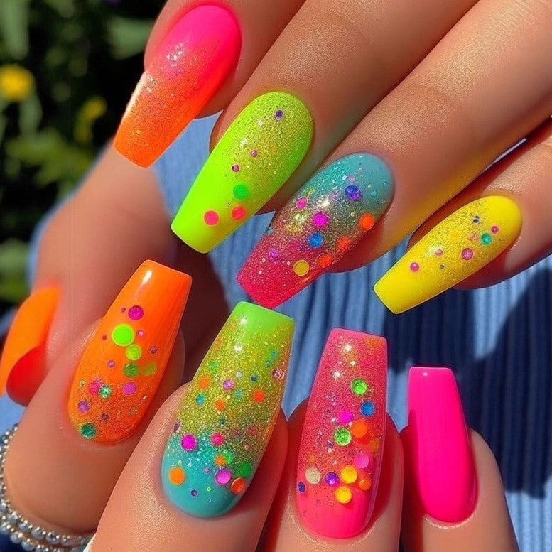 Elegant Artificial Nail Decoration Kalsten