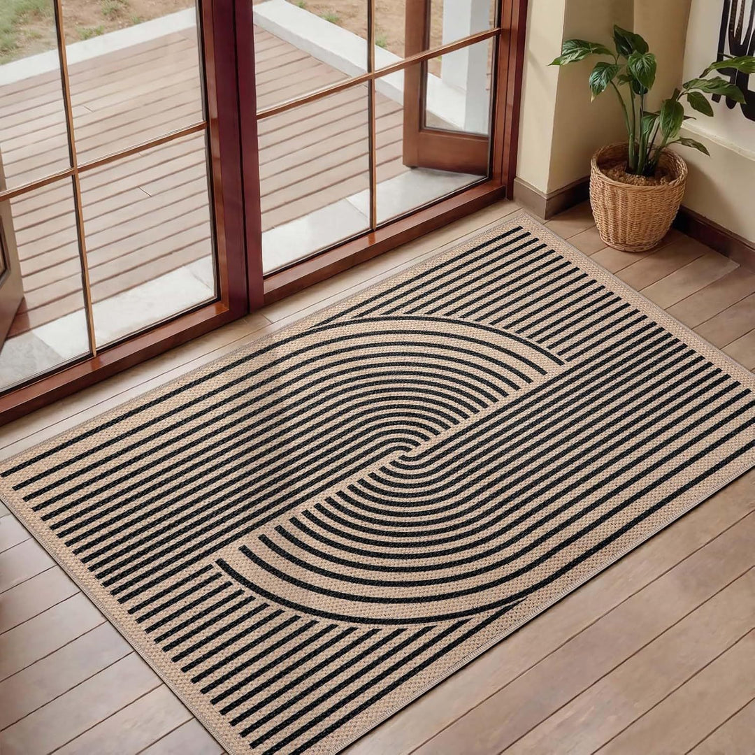 Geometric Patterned Welcome Mat