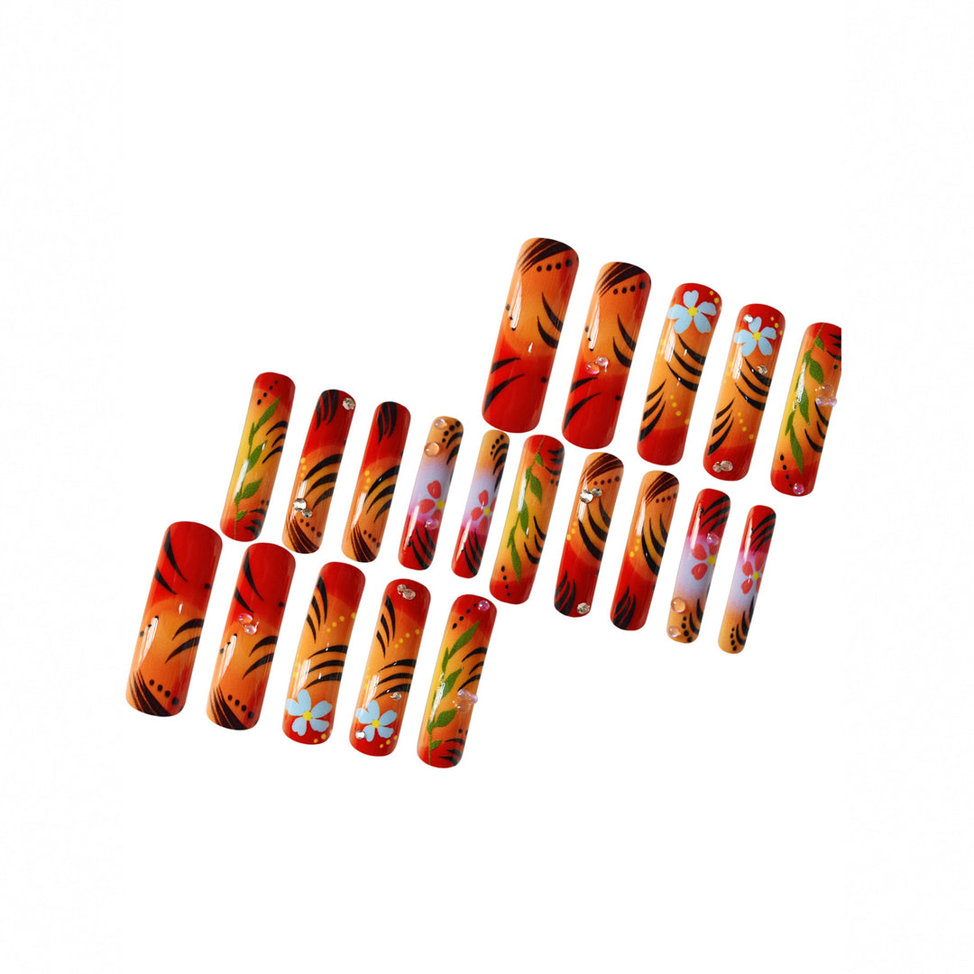 Artfully Designed Floral Press-On Nails Kalsten