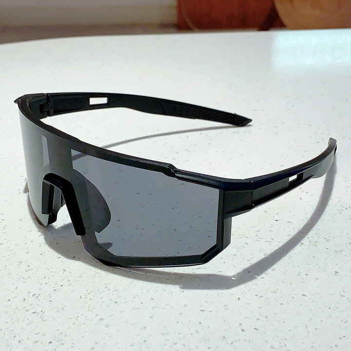 Unisex nan sporty shield sunglasses with continuous mirror lens and adjustable nose bridge Kalsten
