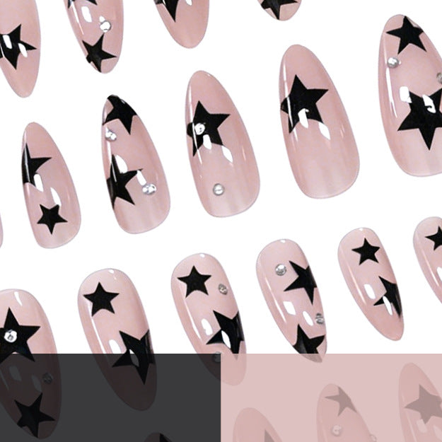 Star-Embellished Nail Art Kalsten