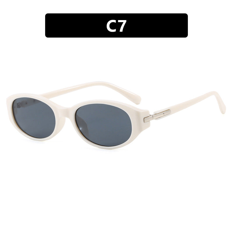 Women's cat-eye sunglasses with a robust frame and polarized lenses Kalsten