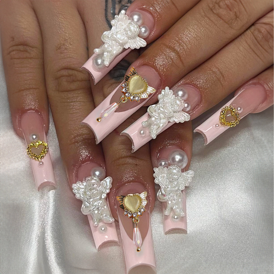 Artificial nail set with luxurious flower and pearl decorations Kalsten