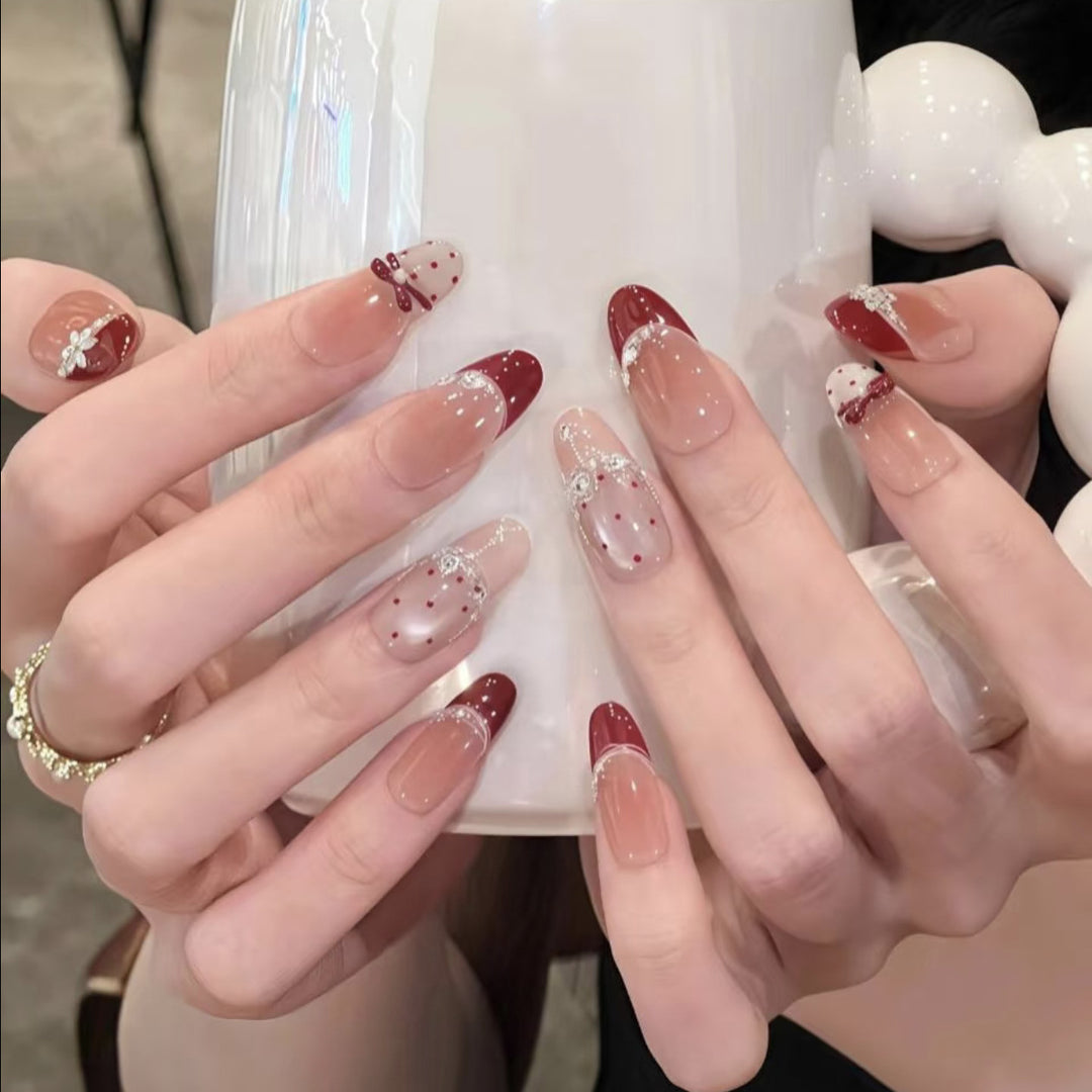 Decorative Holiday-Themed Press-On Nail Set Kalsten