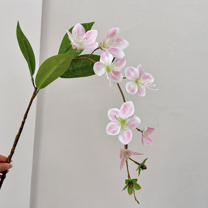 Artificial flower branch with elegant design