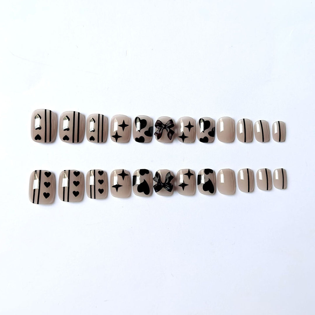Artistic Nail Design Kit with Bow Accents