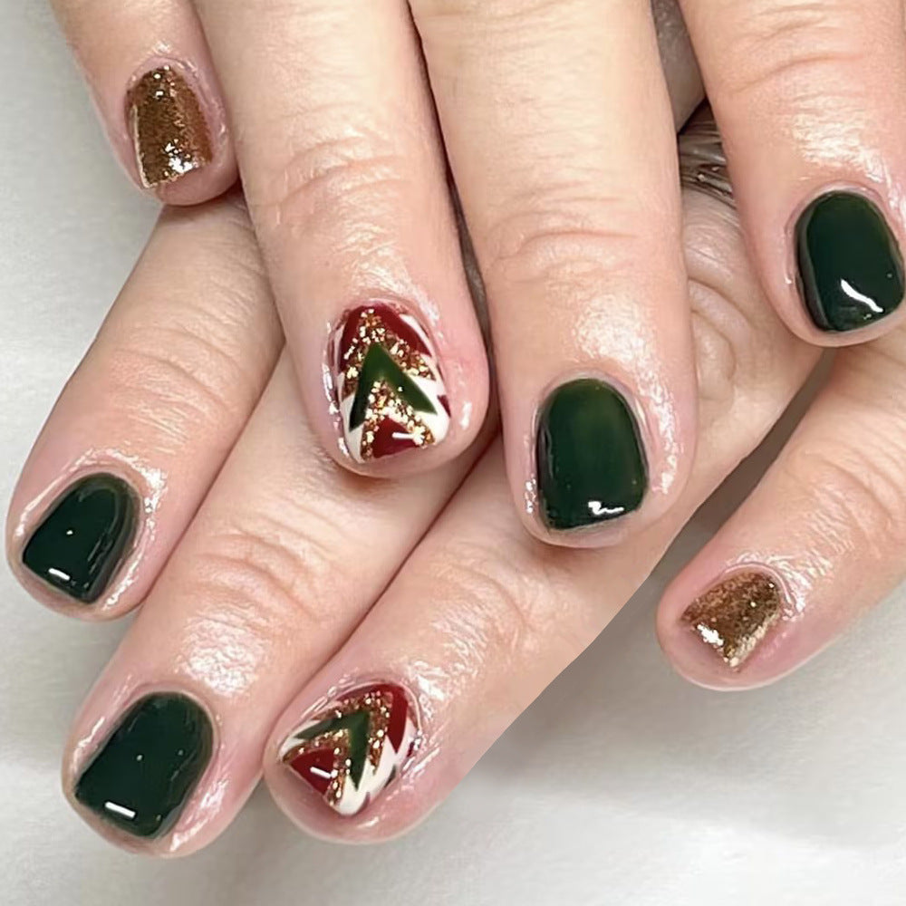Artistic Holiday-Themed Nail Art Kalsten