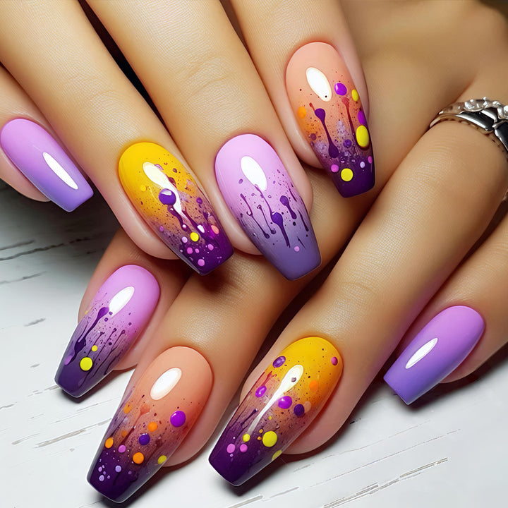 Artificial nails with vibrant gradient and splash pattern Kalsten