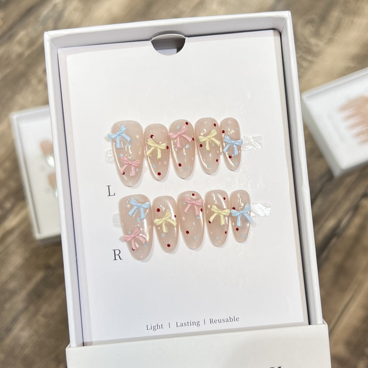 Decorative Press-On Nail Set with Charming Bow and Dots Kalsten