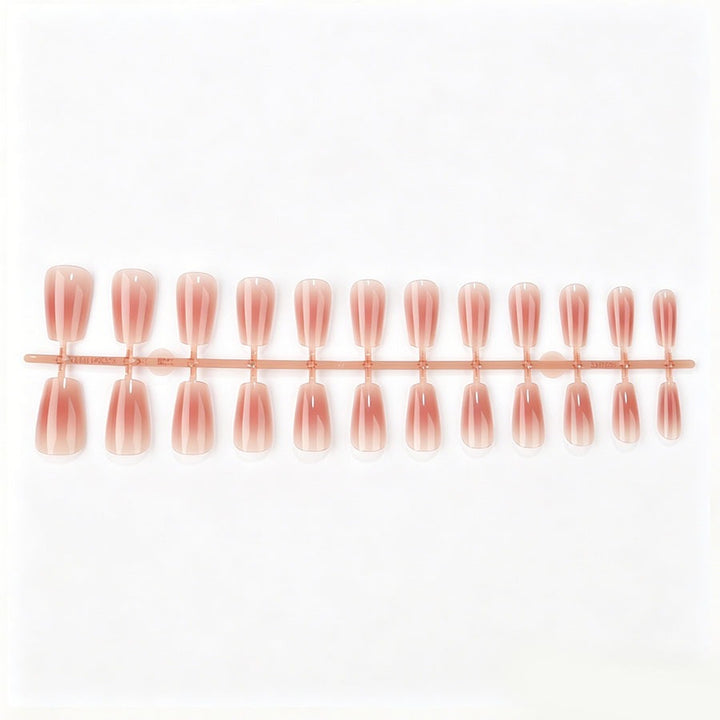 Artificial nail set with elegant high gloss and natural finish Kalsten